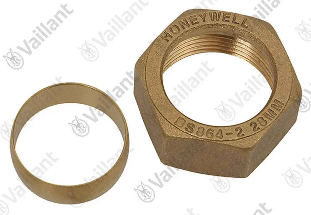 Vaillant Verschraubung und Quetschverschraubung in Messing, bestehend aus einer sechseckigen Mutter und einem Ring.